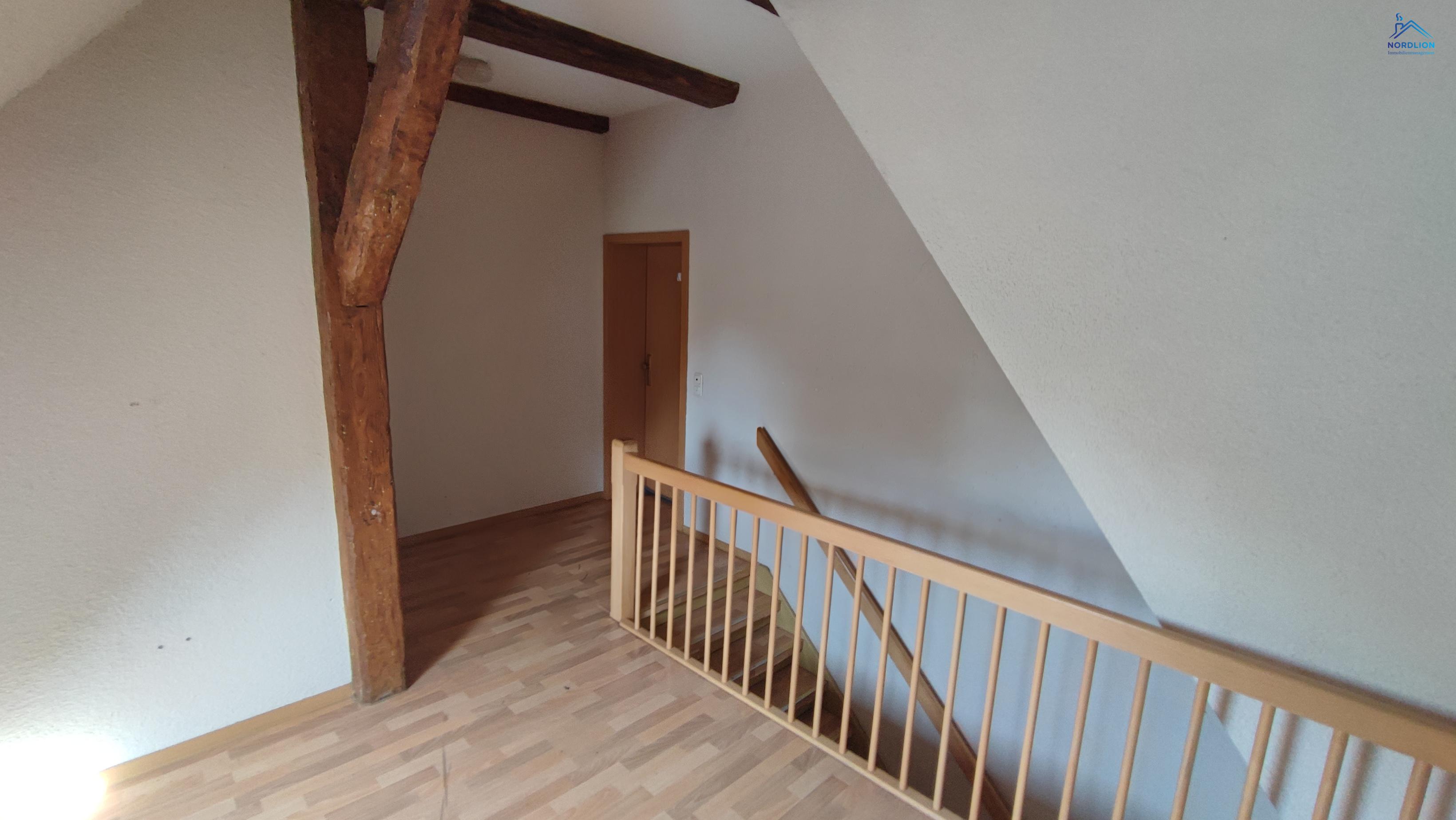 98,32 m² 3 1/2-Zimmer-Wohnung in 17159 Dargun - Zimmer